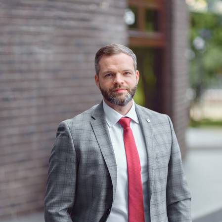 Иван Татаринов