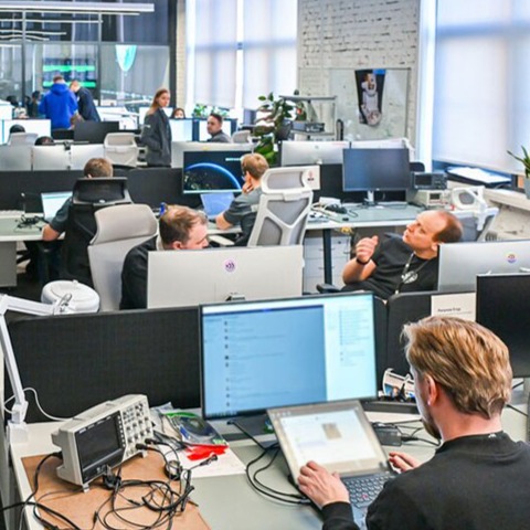 Узок их круг: почему проблему с кадрами невозможно решить в рамках отдельных бизнесов