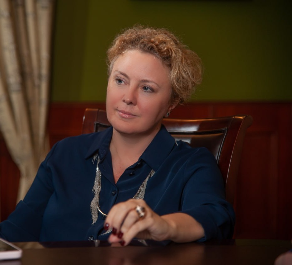 Елена Бондарчук