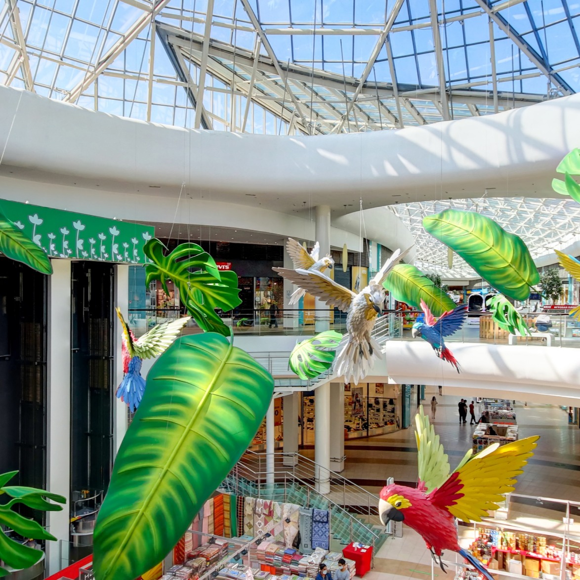 Торговая площадь: каким стал 2025-й для ТЦ, e-commerce и стрит-ритейла